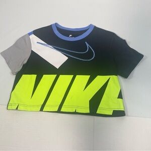Nike Sports Boxy Cropped  short sleeve T-shirt. Size XS